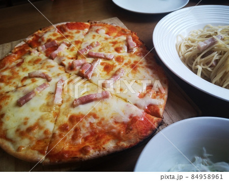 イタリアンでランチ 84958961