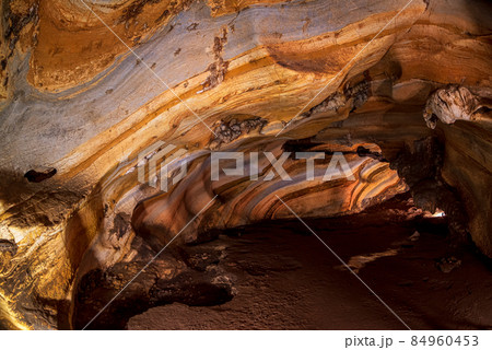 Mae Sap Cave it's a beautiful cave at Samoeng District, Chiang Mai, Thailand. 84960453