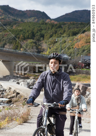 犬石・犬走りの景の沈下橋をサイクリングする 84960933