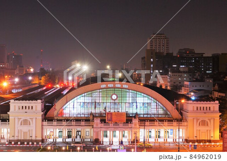 タイ王国フワランポーン駅、バンコク中央駅(Hua Lamphong Railway Station) タイ王国フワランポーン駅、バンコク中央駅(Hua Lamphong Railway Station) 84962019
