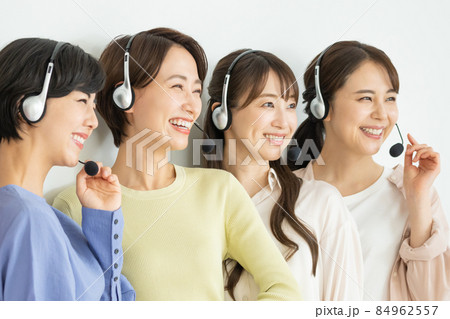 コールセンター オペレーターの写真素材