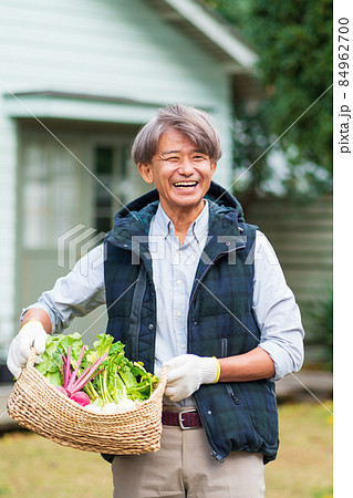 スローライフ 農業 シニア男性 84962700