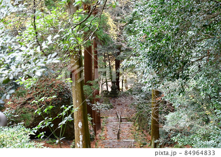 文珠仙寺 日本三文殊 三人寄れば文殊の知恵 文珠仙寺 日本三文殊 三人寄れば文殊の知恵 84964833