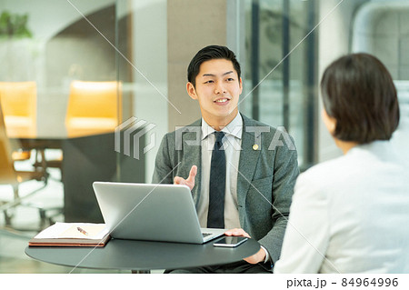 若い弁護士　法律事務所　撮影協力：WEEK芝大門(サンフロンティア不動産) 84964996