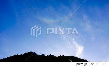 春の晴れた日に見かけた逆さ虹、環天頂アーク 春の晴れた日に見かけた逆さ虹、環天頂アーク 84969058