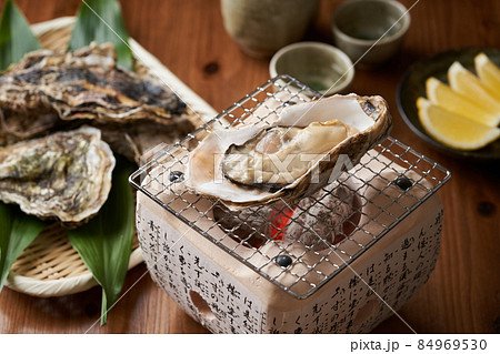 焼き牡蠣 84969530