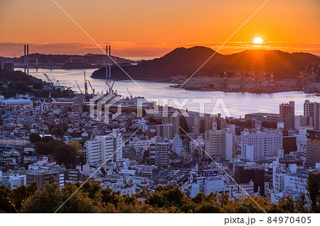 《長崎県》長崎の夕景・日本三大夜景・風頭公園 《長崎県》長崎の夕景・日本三大夜景・風頭公園 84970405