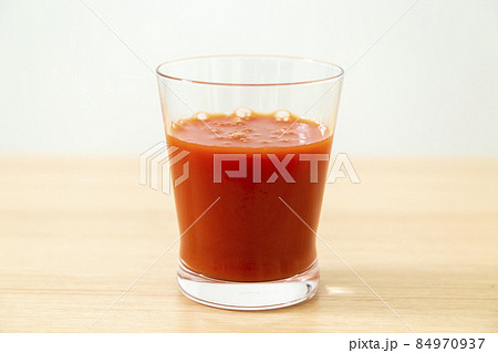 トマトジュース 84970937