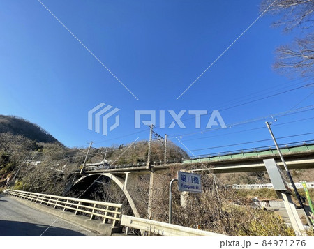 山梨県大月市梁川町の梁川橋 84971276