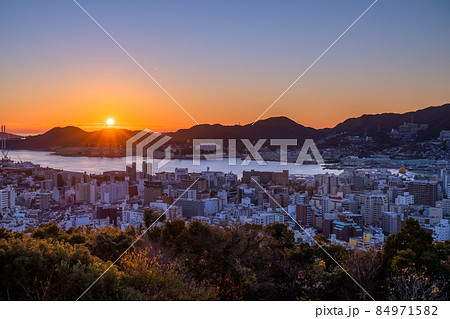 《長崎県》長崎の夕景・日本三大夜景・風頭公園 84971582