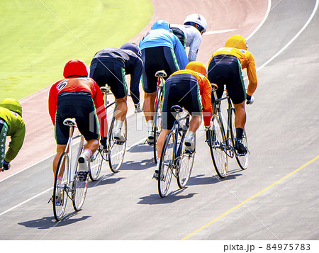 自転車競技のアップ 84975783