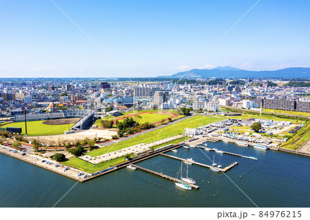土浦港と筑波山（茨城県土浦市）	 84976215