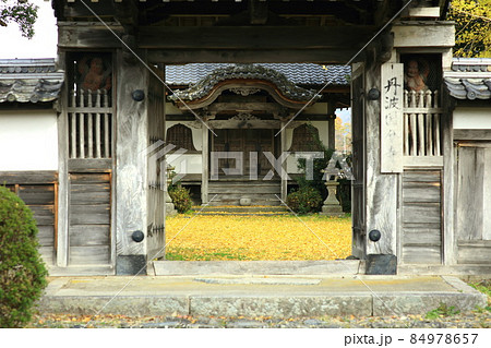 丹波国分寺の小さな仁王門 84978657