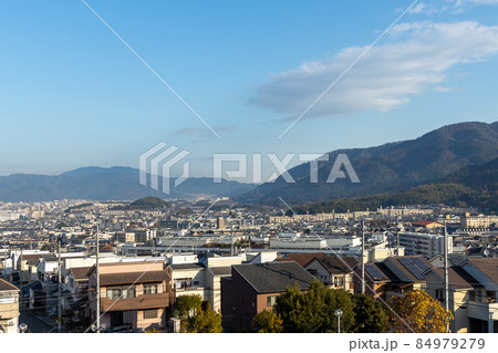 宇治市御蔵山から臨む山科方面の風景 84979279