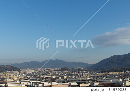 宇治市御蔵山から臨む山科方面の風景 宇治市御蔵山から臨む山科方面の風景 84979283