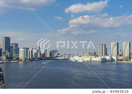 【都市風景】東京湾岸部ベイエリアの景観 【都市風景】東京湾岸部ベイエリアの景観 84983616