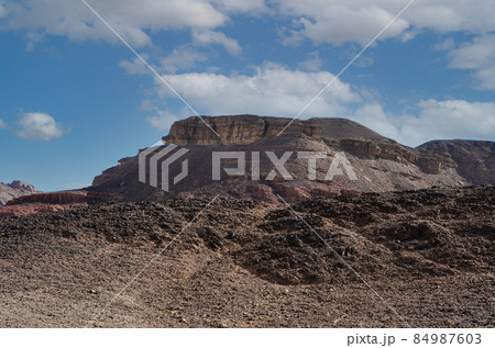 beautiful landscapes in the mountains in the desert beautiful landscapes in the mountains in the desert 84987603