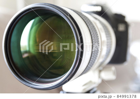 Proffesional digital camera white zoom telephoto lens Proffesional digital camera white zoom telephoto lens 84991378