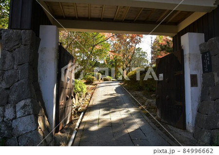 秋の杵築城下町　武家屋敷 84996662