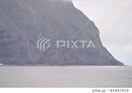 地球最後の秘境 小笠原諸島の南硫黄島 海底火山福徳岡ノ場が近海 地球最後の秘境 小笠原諸島の南硫黄島 海底火山福徳岡ノ場が近海 84997919