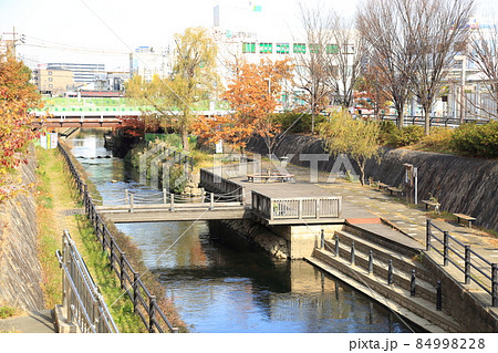 京阪 寝屋川市駅周辺(西側のせせらぎ公園) 【大阪府寝屋川市】 京阪 寝屋川市駅周辺(西側のせせらぎ公園) 【大阪府寝屋川市】 84998228