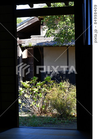 秋の杵築城下町　武家屋敷 84998409