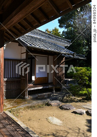 秋の杵築城下町　武家屋敷 84998504