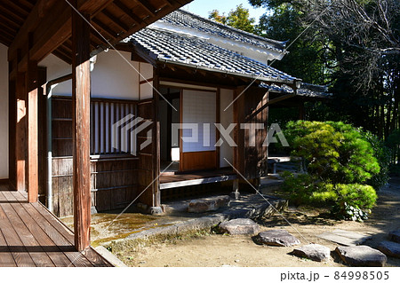 秋の杵築城下町　武家屋敷 84998505