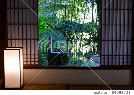 秋の杵築城下町　武家屋敷 84998533