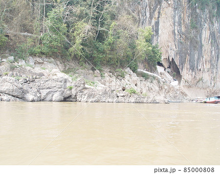 パークウー洞窟（ルアンパバーン近郊／ラオス） 85000808