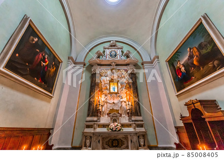 interiors San Frediano basilica, Lucca, Italy interiors San Frediano basilica, Lucca, Italy 85008405