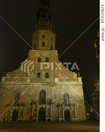 ラトビア リガ 【聖ペテロ教会】 夜間 / St. Peter's Church, Riga 85010824