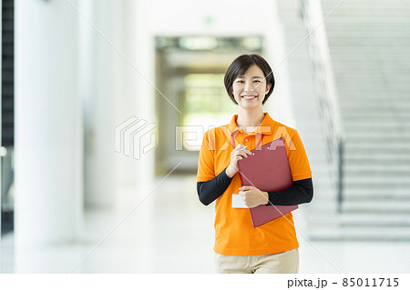 介護士　介護福祉士　介護職　老人ホーム　特養　ケアハウス　ケアマネ　ケアマネージャー 85011715