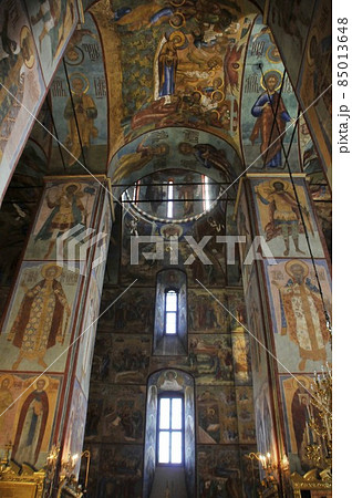 ロシア、セルギエフ・ポサード、トロイツェ・セルギエフ大修道院、ウスペンスキー大聖堂の壁画 ロシア、セルギエフ・ポサード、トロイツェ・セルギエフ大修道院、ウスペンスキー大聖堂の壁画 85013648