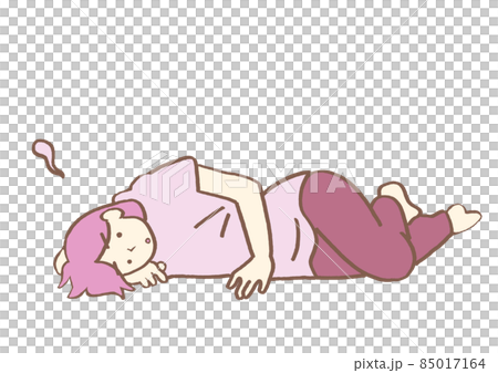 うつ病　意欲がわかずに横たわる女性　シンプル 85017164