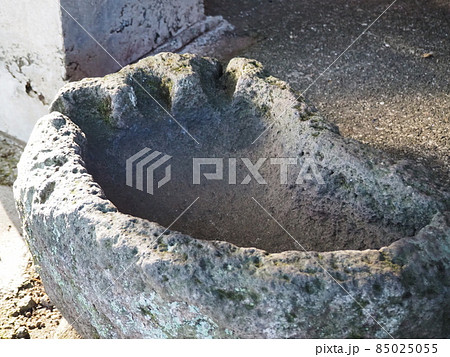 神社を参拝　イメージ 85025055