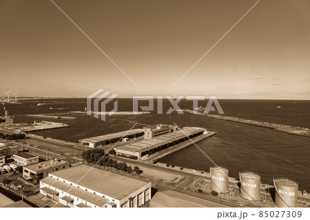 銚子ポートタワーから見る銚子漁港(千葉県銚子市) 銚子ポートタワーから見る銚子漁港(千葉県銚子市) 85027309