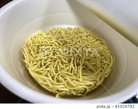 カップラーメン 85029792