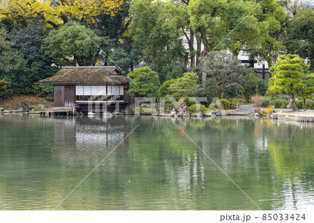 京都 晩秋の渉成園 漱枕居 京都 晩秋の渉成園 漱枕居 85033424