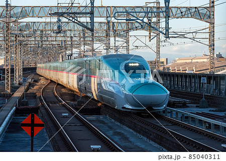 東北新幹線E5系（編成写真） 85040311