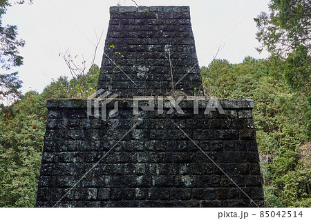 トロッコ道鉄橋橋脚 85042514