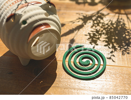 豚の蚊取り器 85042770