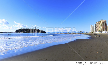 湘南（江ノ島・冬・晴れ） 85043756