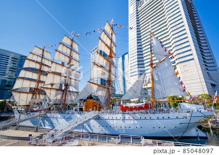 横浜・みなとみらいの日本丸 横浜・みなとみらいの日本丸 85048097
