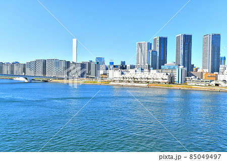晴海大橋/晴海運河より勝どき方面を望む(東京都中央区)【2021.12】 晴海大橋/晴海運河より勝どき方面を望む(東京都中央区)【2021.12】 85049497