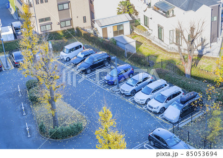 マンション(共同住宅)の月極めの駐車場 マンション(共同住宅)の月極めの駐車場 85053694
