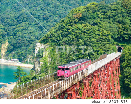 《兵庫県》山陰本線 旧余部鉄橋を渡る列車 2006年 《兵庫県》山陰本線 旧余部鉄橋を渡る列車 2006年 85054353