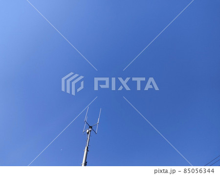 アンテナと青空 85056344