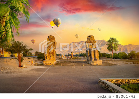 Colossi of Memnon and balloons Colossi of Memnon and balloons 85061743