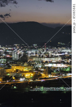【小田原】田島の夜景、夕暮れの街並み 【小田原】田島の夜景、夕暮れの街並み 85065681